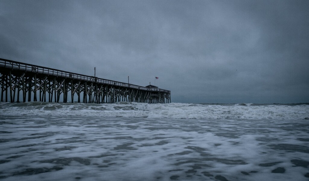 SWFL pier during a Hurricane. Flooding